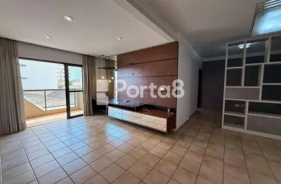 Amplo Apartamento com Sacada e Ar-Condicionado | Conforto e Praticidade em Localização Privilegiada.