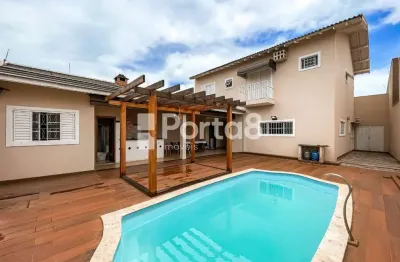Casa ampla com 4 dormitórios e piscina para locação no Parque São Miguel - Próximo a Represa Municipal.