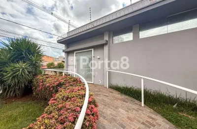 Casa Comercial com 6 Salas para Locação no Jardim Europa - Próximo à Av. Andaló.