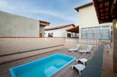 Casa 4 quartos com piscina e churrasqueira próximo ao bom pastor juiz de fora mg