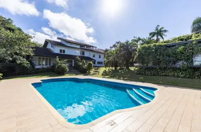 Casa alto padrão 5 suítes à venda condomínio chalés do imperador juiz de fora
