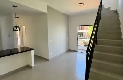 Cobertura a venda com elevador no Recanto da Mata Juiz de Fora MG sendo 3 quartos com 1 suíte e vaga de garagem