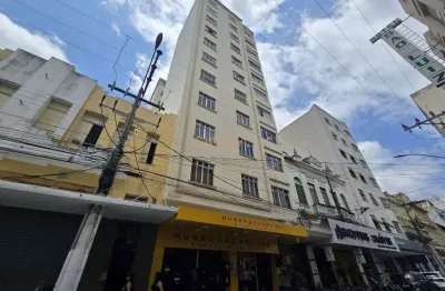 Apartamento com 3 quartos à venda na Rua Halfeld, 357, Centro, Juiz de Fora