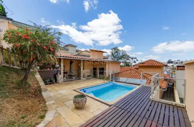 Exclusividade e Espaço: 4 Quartos + Escritório no Condomínio São Lucas!