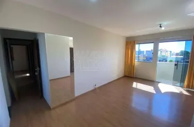 Apartamento com 3 quartos para alugar na Vila Ernest, Londrina 