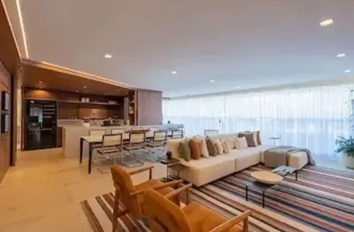 Apartamento à venda, 4 dormitórios sendo 2 suítes com 2 vagas