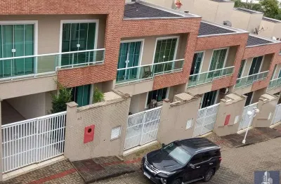 Aluga-se - excelente sobrado  com 03 dormitórios, balneário camboriú - sc