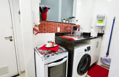 Apartamento reformado e mobiliado no centro de niterói