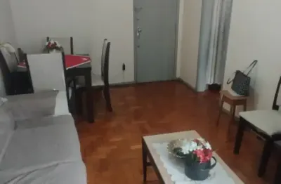 Apartamento quarto e sala reformado à venda no centro de niterói