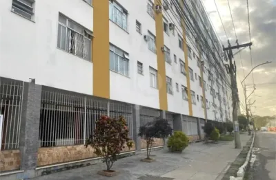 Apartamento de 2 quartos com 65 m² ao lado do clube sesc no centro de são gonçalo