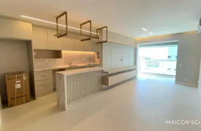 Apartamento semi mobiliado com 3 dormitórios sendo 1 suíte no residencial jardim poente- jardim atlântico, florianópolis-sc
