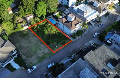 Terreno a 200m do mar em condomínio fechado 450m², santo antônio de lisboa, florianópolis/sc