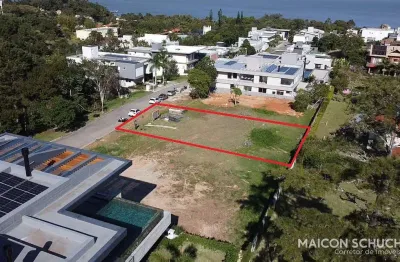Terreno de 762,60m² no condomínio vivá cacupé, cacupé, florianópolis/sc