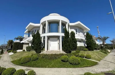 Casa com 4 suítes em um dos locais mais procurados do brasil, jurerê internacional, florianópolis/sc.