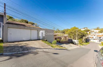 Casa com 4 quartos à venda na rua guilherme braga de abreu pires, 82, vista alegre, curitiba, 250 m2 por r$ 790.000