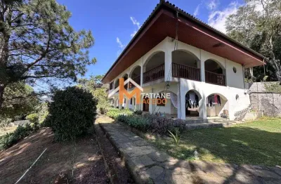 Casa com 8 quartos à venda na rua américo acácio de oliveira, iucas, teresópolis, 730 m2 por r$ 3.990.000