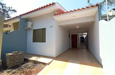 Casa com 3 dormitórios, sendo uma suíte no jardim pinheiros iii