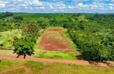 Pra você que busca lazer perto da cidade: chácara com área de 24.200 metros, próxima ao porco no tacho.