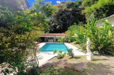 Casa com 4 dormitórios à venda, 358 m² por r$ 1.995.000,00 - quarteirão brasileiro - petrópolis/rj