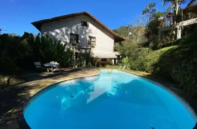 Oportunidade  2 casas + anexo hóspedes por r$ 900.000 - quarteirão brasileiro - petrópolis/rj