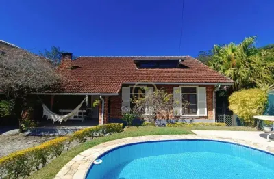 Casa com 3 quartos à venda na Avenida dos Pinheiros, Quarteirão Italiano, Petrópolis