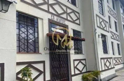 Quitandinha -  apartamento em primeiro andar ,3 quartos, sendo 01 suite e outro contem mini sotao
