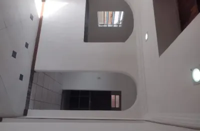 Alugo apartamento de dois quartos no acupe de brotas, ótima localização