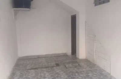 Alugo ótimo ponto comercial na principal rua de luis anselmo