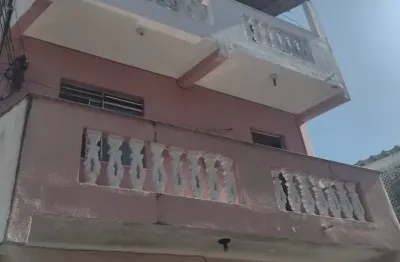 Alugo apartamento vista mar de três quartos, na lapinha, ótima localização