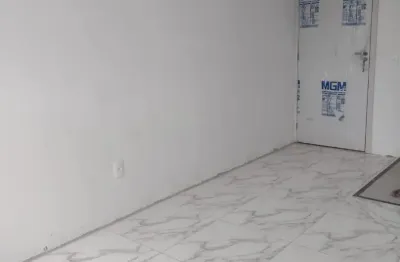 Alugo apartamento novíssimo de dois quartos, na cidade baixa  (condomínio tenda dos mares)