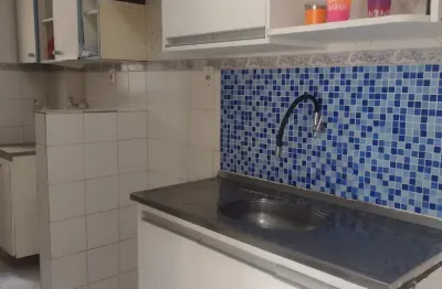 Alugo um ótimo apartamento de dois quartos no barbalho com infraestrutura no condomínio