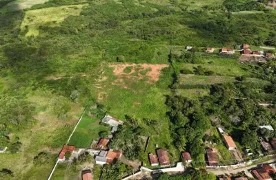 Granja com 11.2 hectares em cobe município de vera cruz