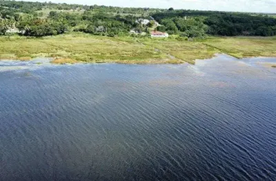 Excelente área com 90 mil metros ( 9 hectares) nas margens da lagoa de extremoz-rn