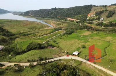 Terreno de 17.829,84m² com vista, energia instalada e potencial de uso múltiplo – macucu, garopaba/sc