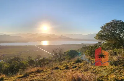 Terreno de 29.000 m² com vista deslumbrante: praia da gamboa e lagoa do coração| paulo lopes – sc
