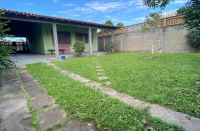 Excelente casa independente  e com jardim entrando para venda!