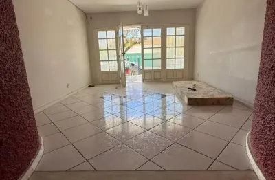 Excelente apartamento térreo para locação fixa no bairro portinho