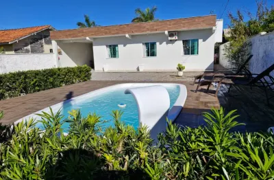 Excelente casa semi-mobiliada, localizada na praia da pinheira em palhoça-sc