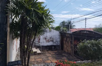 Vendi casa terrea em excelente localização no bairro são francisco