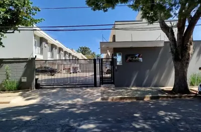 Casa com 110m²  3 quartos, sendo 3 suites a venda no condomínio flor de maio