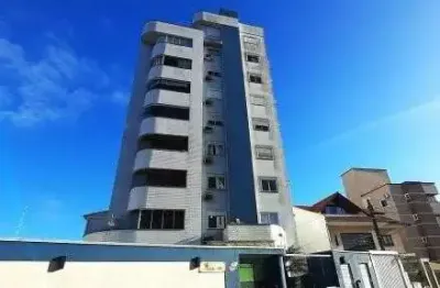Apartamento com 3 quartos para alugar na Rua Ituporanga, 365, Bom Retiro, Joinville