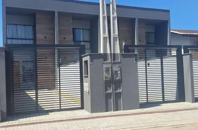 Sobrado geminado no boehmerwald com 2 quartos para venda, 87 m²