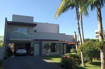 Casa com 4 quartos para alugar na Rua Engelberto Hagelmann, 697, Costa e Silva, Joinville