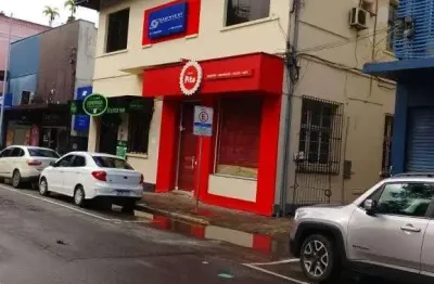 Casa comercial para alugar na Rua Engenheiro Niemeyer, 41, Centro, Joinville