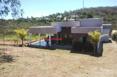 Casa em condomínio fechado com 3 quartos à venda na rodovia mg 10, dn, condomínio vale do luar, jaboticatubas, 260 m2 por r$ 980.000