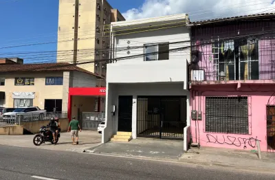 Vendo prédio com ponto comercial e kit net rod. mário covas ananindeua