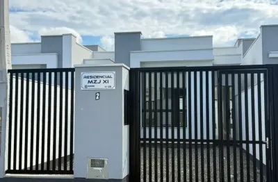 Casa de dois dormitórios sendo uma suite em tijucas/sc