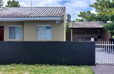 Casa no litoral com edícula e churrasqueira no balneário gaivotas