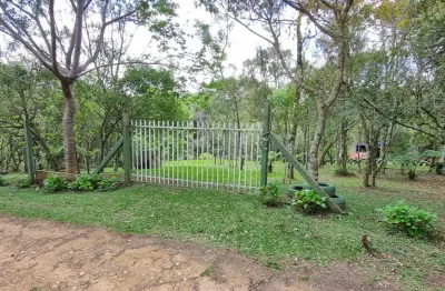 Chácara encantadora em mandirituba com rio aos fundos e muita natureza!