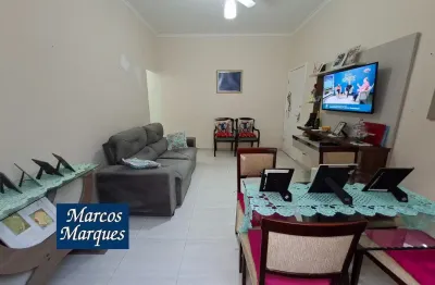 Apartamento térreo modernizado com 2 dormitórios no embaré